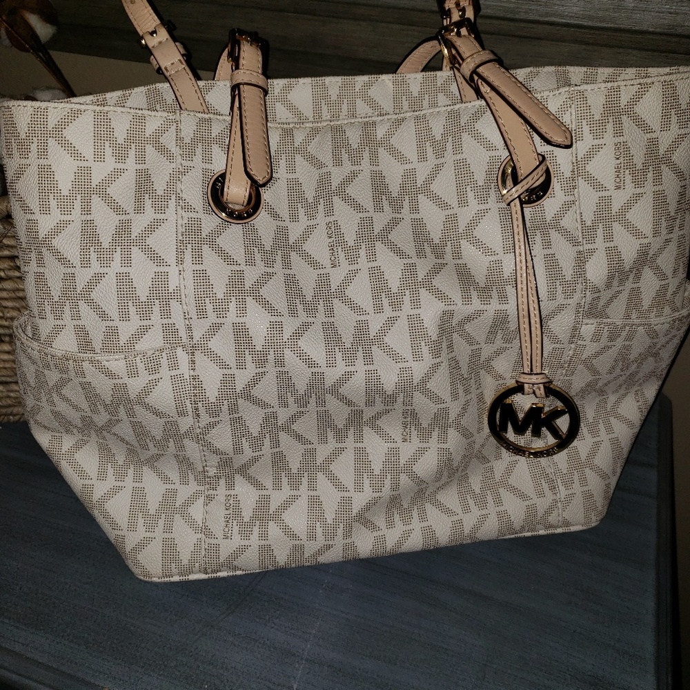 Cream Michael Kors tote